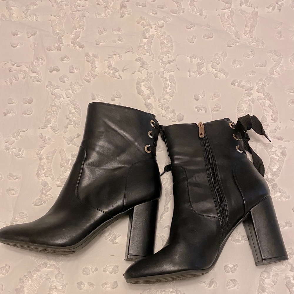 Tommy Hilfiger lace up boots